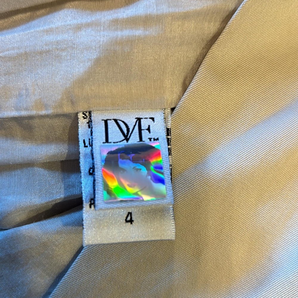 Diane Vin Furstenberg rain jacket - Picture 6 of 12